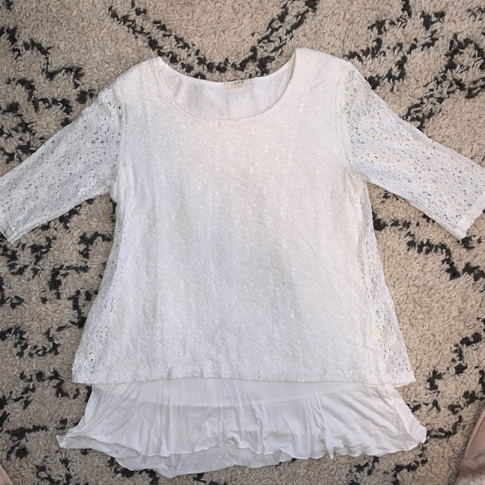 WHITE NURSING BLOUSE.